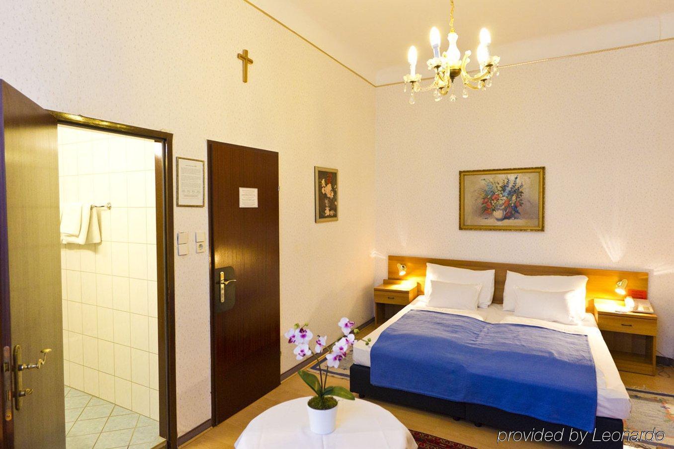 Hotel-Pension Bleckmann Виена Стая снимка