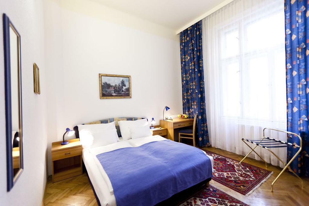 Hotel-Pension Bleckmann Виена Стая снимка